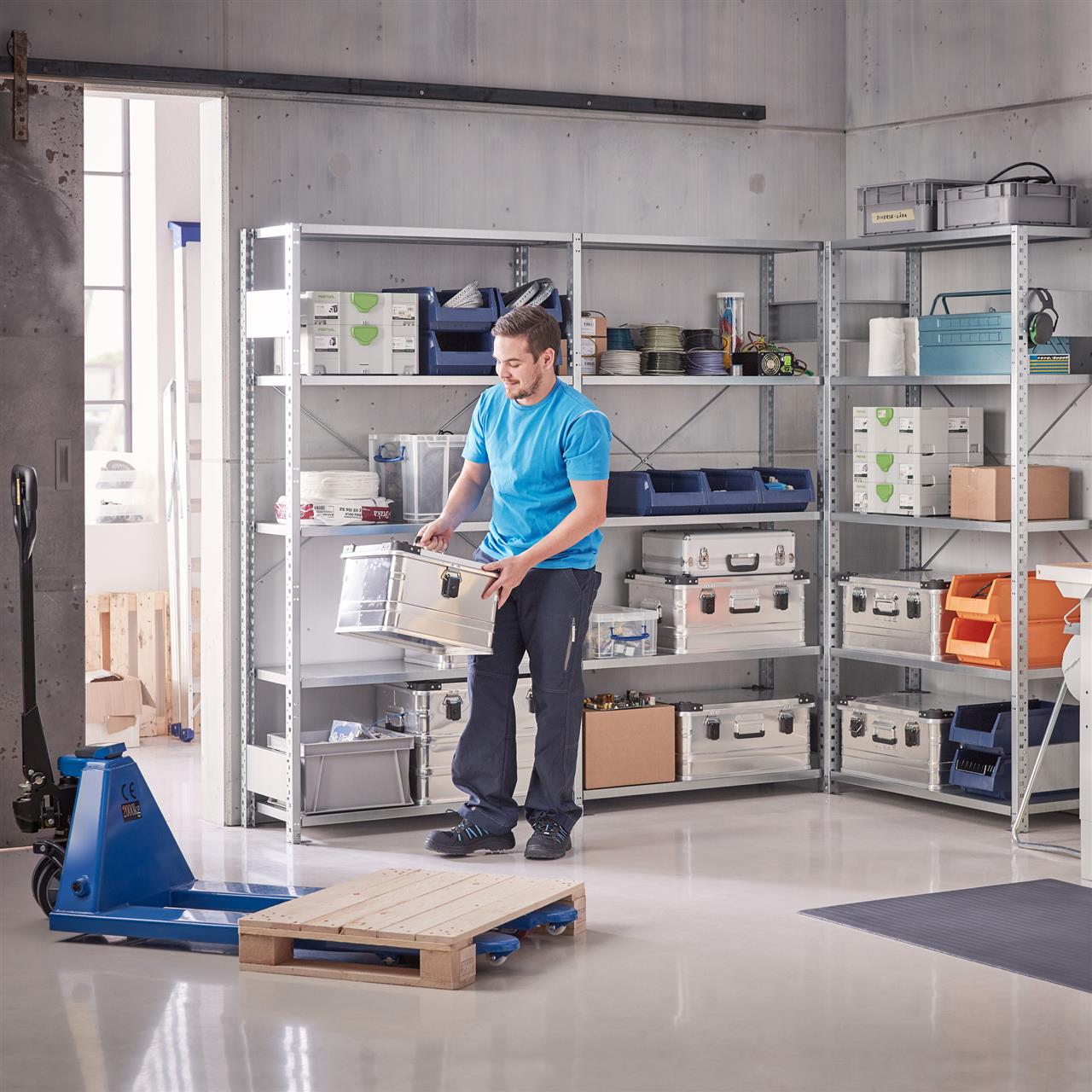 Effektiv opbevaring for professionelle med opbevaringskasser med låg